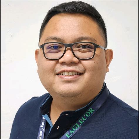 Noel Bongat .